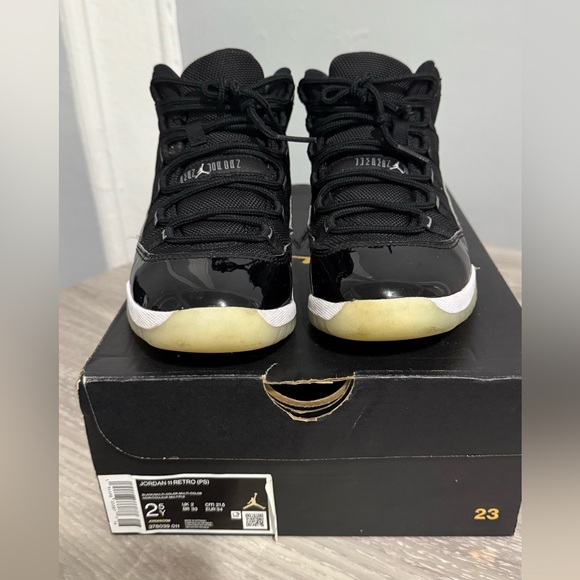 Jordan 11 Black - Picture 1 of 5